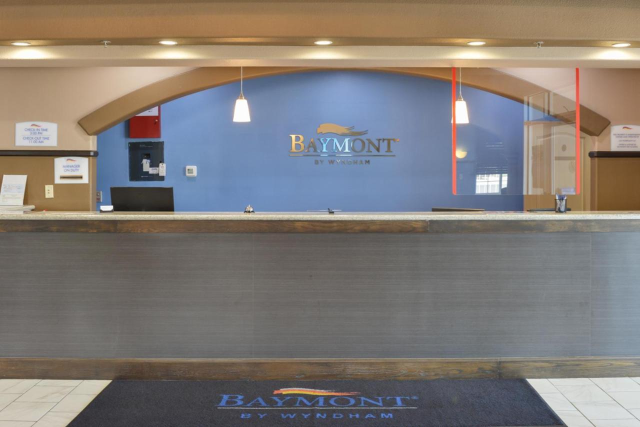 Baymont By Wyndham Garden Of The Gods Colorado Springs Hotel Exterior photo
